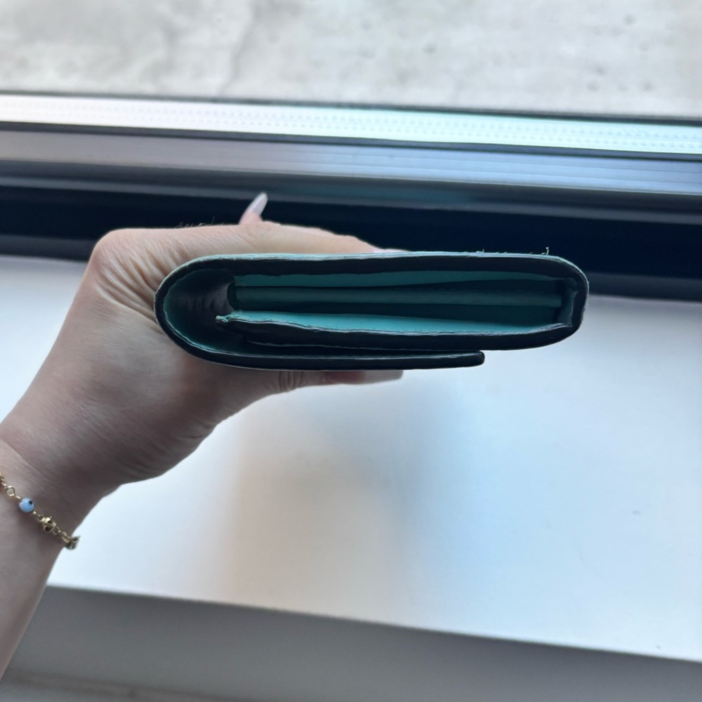 AUTHENTIC GUCCI Guccissima GG Embossed Continental Leather Wallet - Picture 9 of 11
